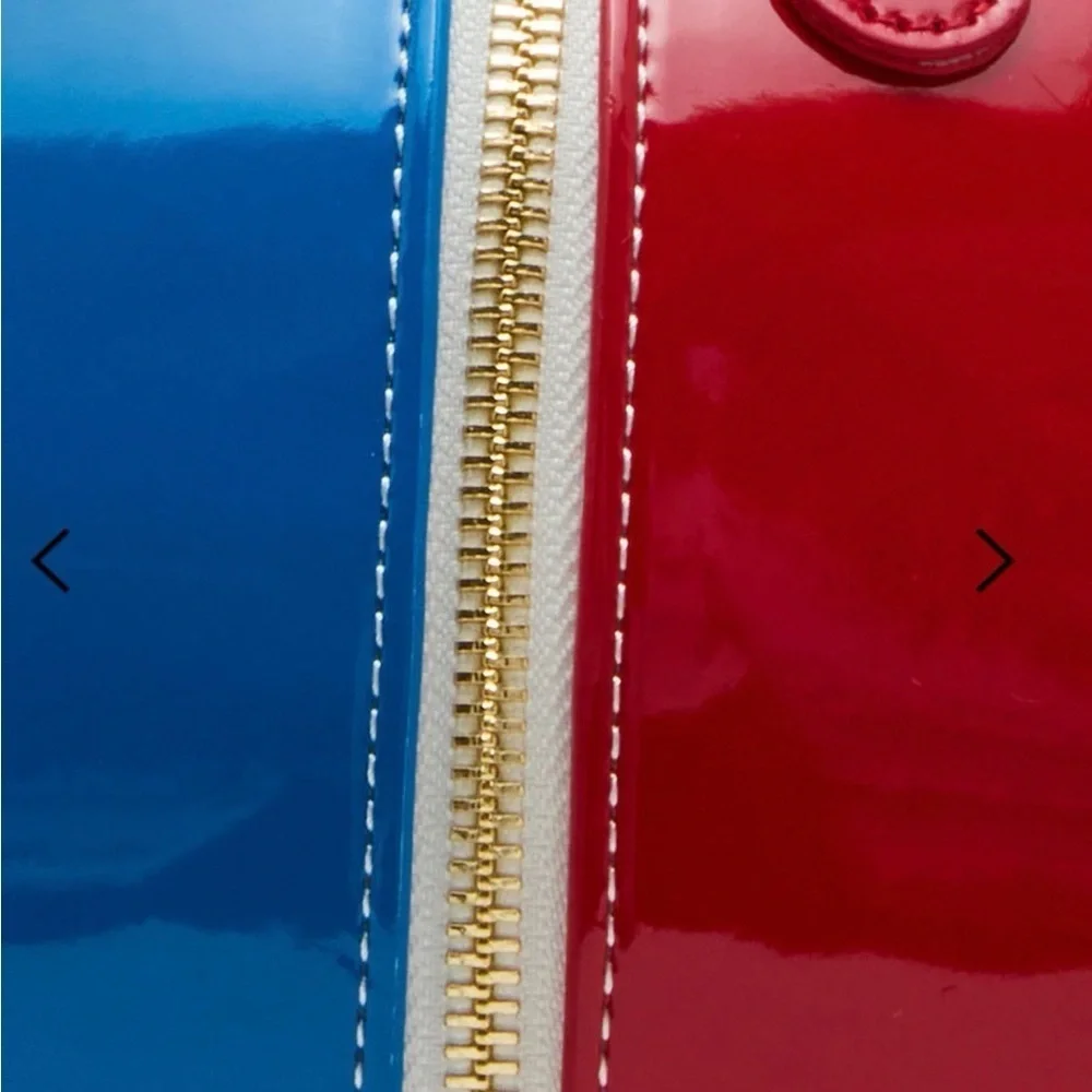 Betsey Johnson KITSCH HAVIN A BALL AMERICAN FLAG Crossbody Bag NWT